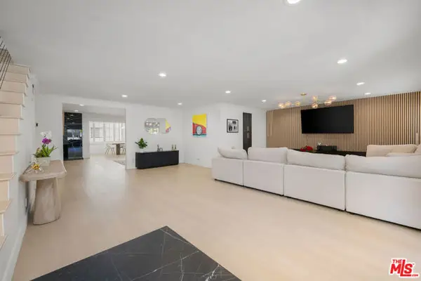 5315 Yarmouth Avenue #104, Encino (los Angeles), CA 91316