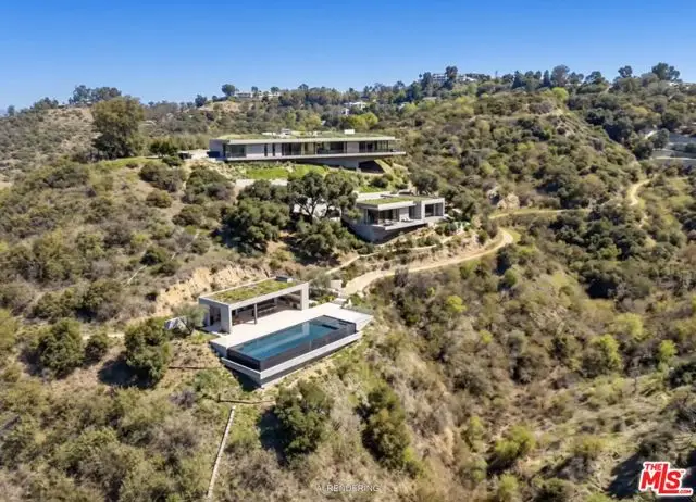 13511 Mulholland Drive, San Fernando Valley, CA 90210 - #1