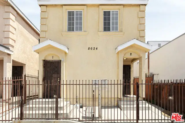 8624 S Main Street, Los Angeles, CA 90003 - #3