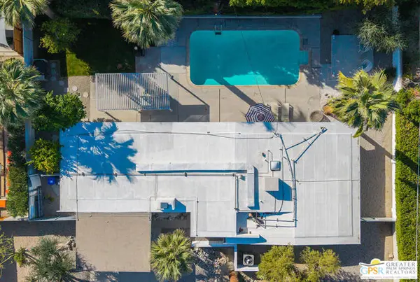 271 N Easmor Circle, Palm Springs, CA 92262