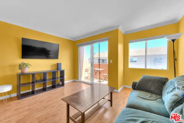 1485 Obispo Avenue #6, Long Beach, CA 90804