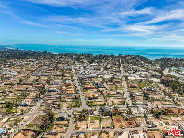 15208 Whitfield Avenue, Pacific Palisades (los Angeles), CA 90272