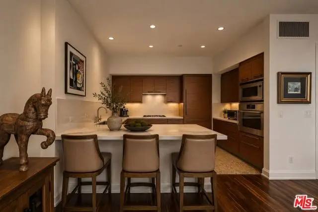 900 W Olympic Boulevard #29H, Los Angeles, CA 90015 - #2