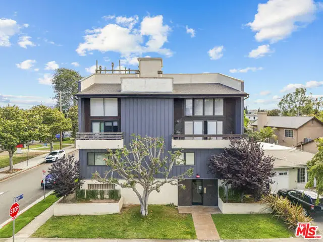 4283 Moore Street #4, Los Angeles, CA 90066 - #2