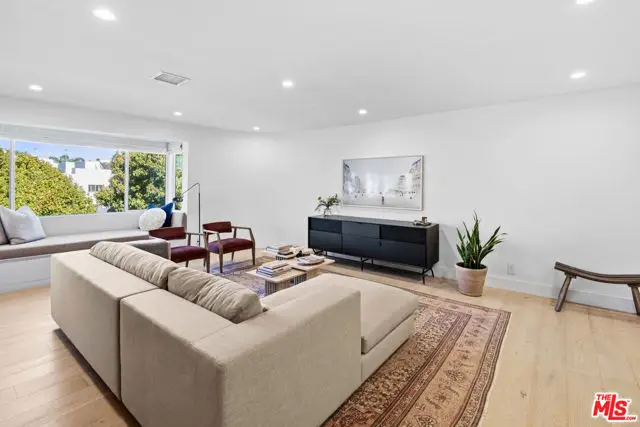 930 California Avenue #301, Santa Monica, CA 90403 - #3