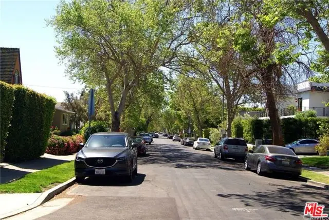 853 N Mansfield Avenue, Los Angeles, CA 90038 - #2