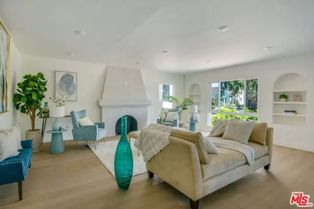 1129 S Citrus Avenue, Los Angeles, CA 90019 - #2