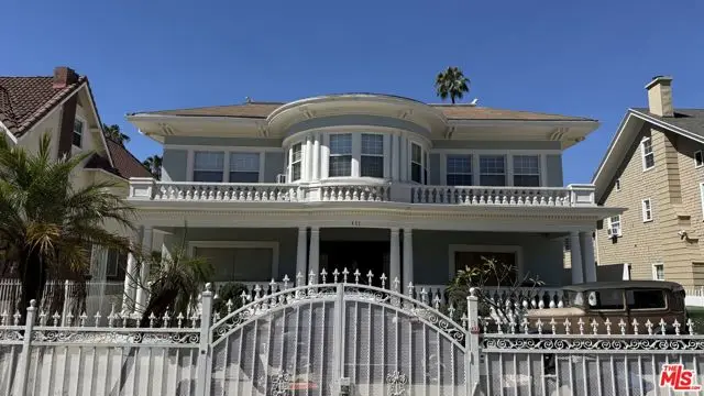 451 S Serrano Avenue, Los Angeles, CA 90020 - #2