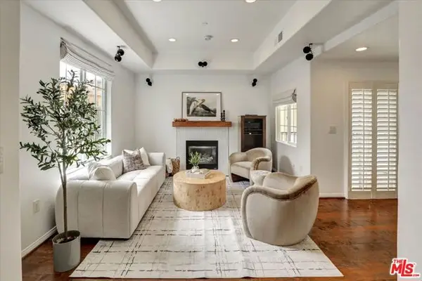 7301 W Manchester Avenue #117, Los Angeles, CA 90045