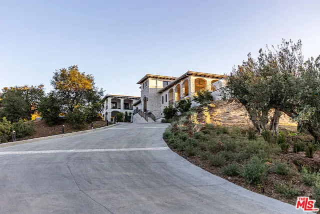 23614 Dry Canyon Cold Creek Rd, Calabasas, CA 91302 - #2