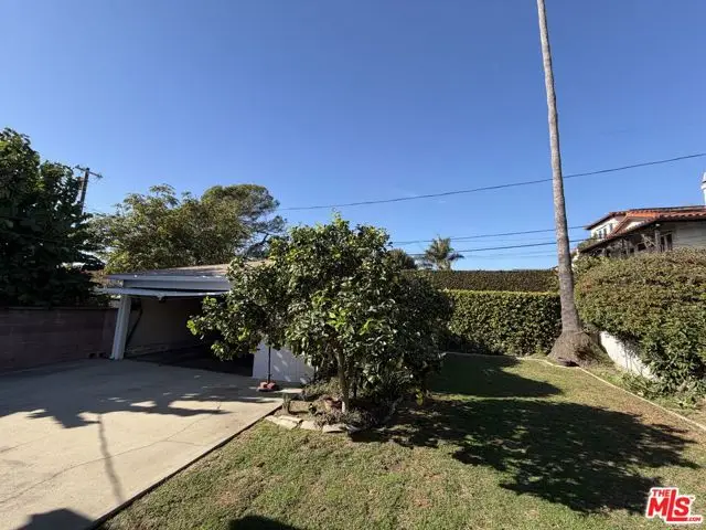 12207 Palms Boulevard, Los Angeles, CA 90066 - #3