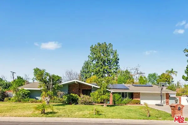 17409 Kinzie Street, Northridge (los Angeles), CA 91325