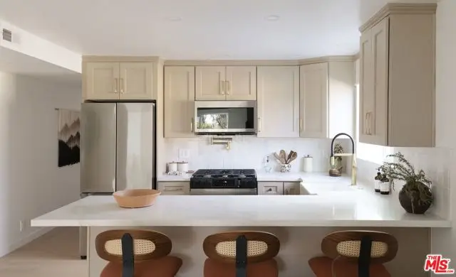 3030 Valle Vista Drive #27, Los Angeles, CA 90065 - #3