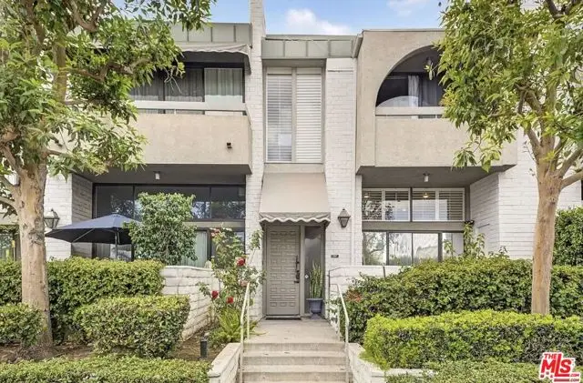 5305 White Oak Avenue #F, Encino, CA 91316 - #2
