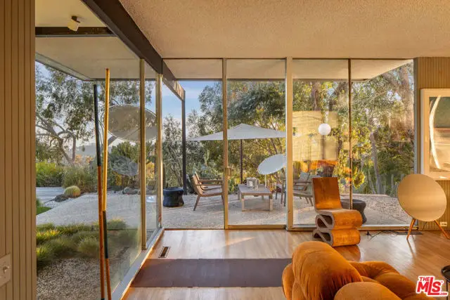 1531 N Tigertail Road, Los Angeles, CA 90049 - #3