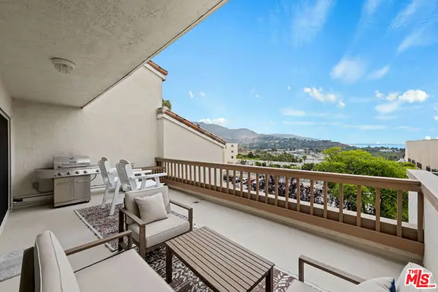 23908 De Ville Way #A, Malibu, CA 90265 - #2