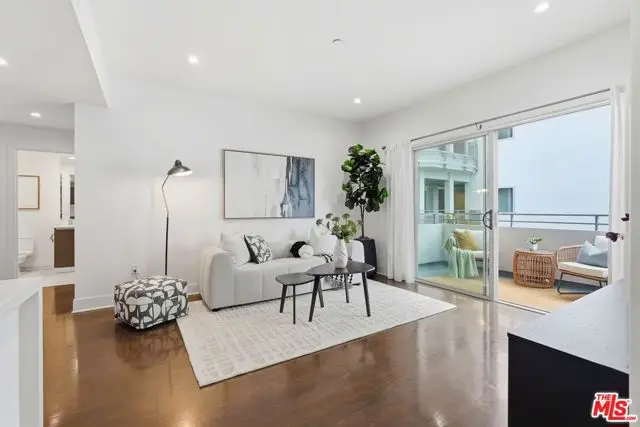 1700 Sawtelle Boulevard #219, Los Angeles, CA 90025 - #3