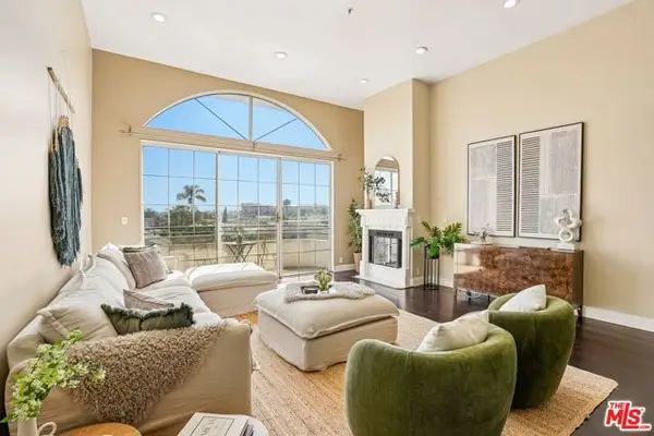 3535 Dunn Drive #4, Los Angeles, CA 90034