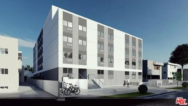 1050 S Norton Avenue, Los Angeles, CA 90019