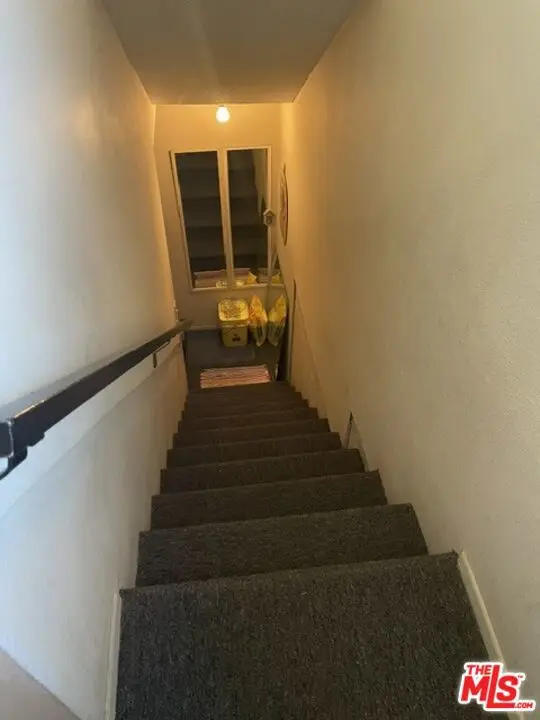 720 Waterloo Street #4, Los Angeles, CA 90026 - #2