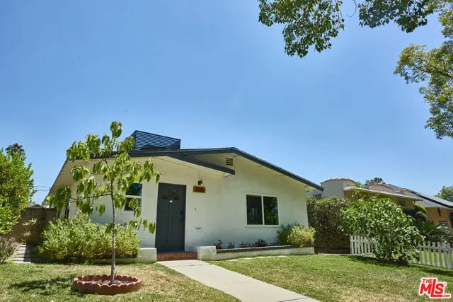 1130 Wesley Avenue, Pasadena, CA 91104 - #1