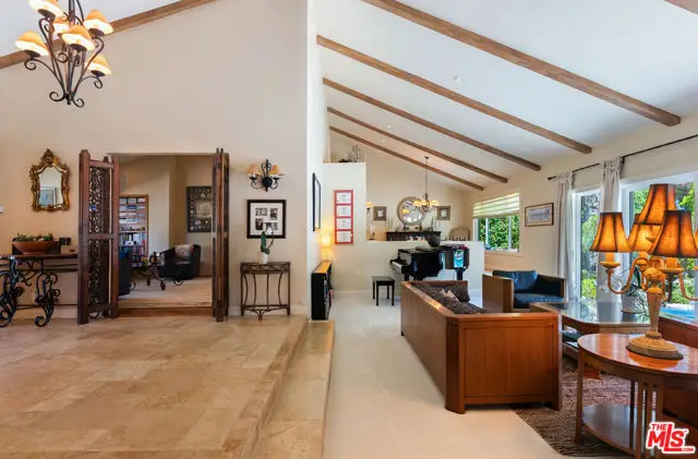 5041 Orrville Avenue, Woodland Hills, CA 91367 - #3