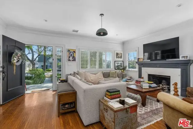 1117 S Manhattan Place, Los Angeles, CA 90019 - #1