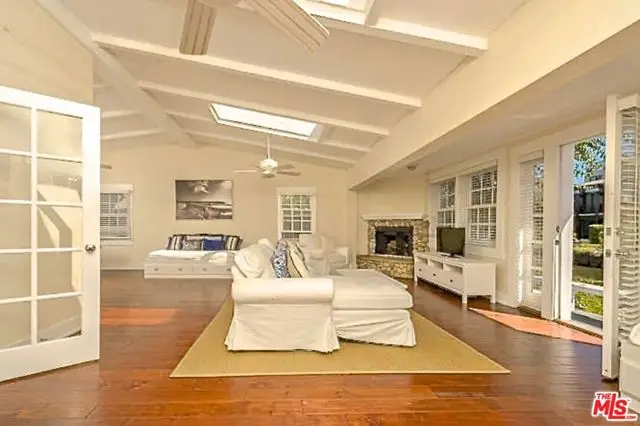 2323 Grand Canal, Venice, CA 90291 - #2