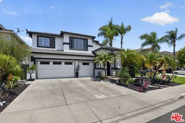 5018 S Chariton Avenue, Los Angeles, CA 90056 - #1