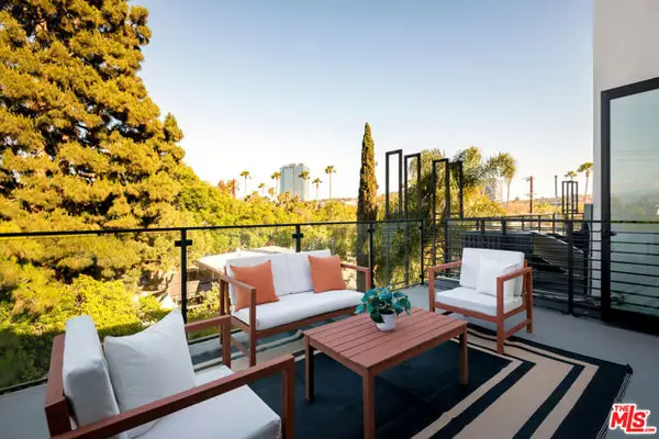 6075 Hargis Street, Los Angeles, CA 90034