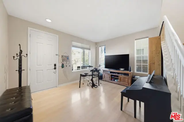 27940 Agapanthus Lane, Valencia, CA 91354 - #3
