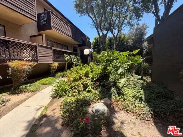 7300 Corbin Avenue #M, Reseda, CA 91335 - #1