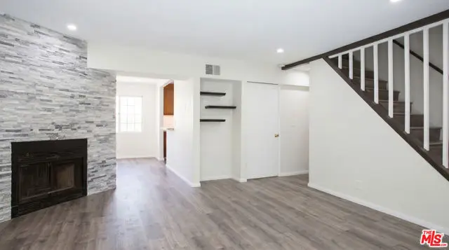 14018 Vanowen Street #7, Van Nuys, CA 91405 - #3