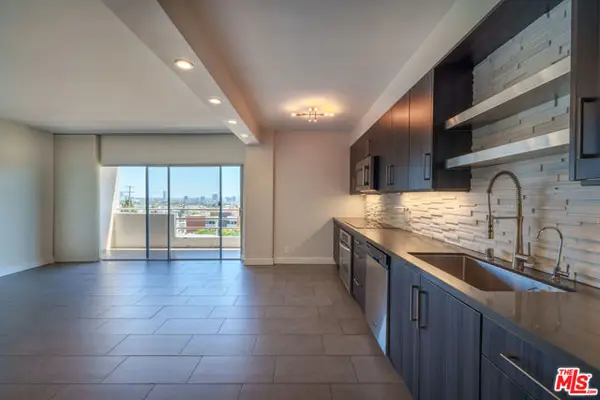 1131 Alta Loma Road #207, West Hollywood, CA 90069