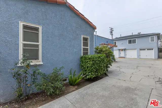811 E Nutwood Street, Inglewood, CA 90301 - #3
