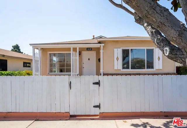 1418 E Mauretania Street, Wilmington, CA 90744 - #2