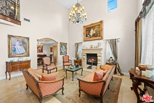 5419 Tampa Avenue, Tarzana, CA 91356 - #2