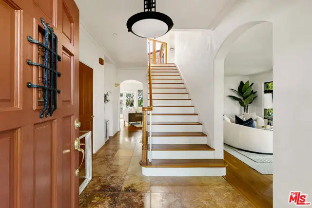 483 Arbramar Avenue, Pacific Palisades, CA 90272 - #3