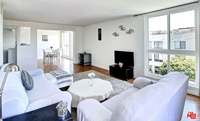 911 N Kings Road #310, West Hollywood, CA 90069 - #1