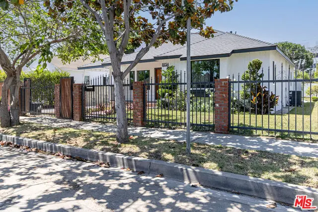 8954 Kramerwood Place, Los Angeles, CA 90034 - #2