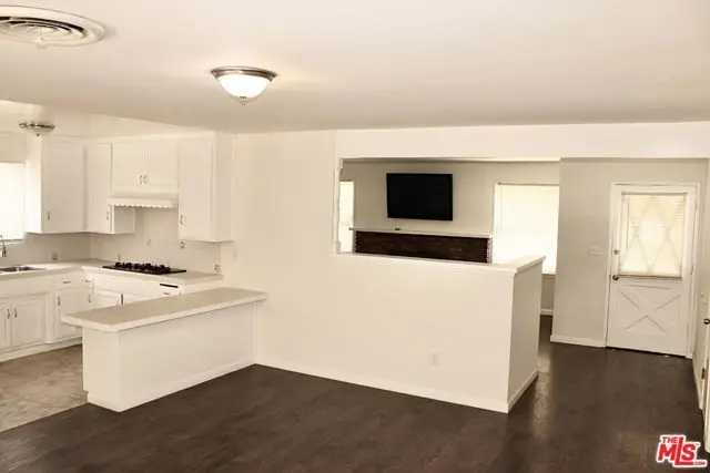 20158 Gresham Street, Winnetka, CA 91306 - #3
