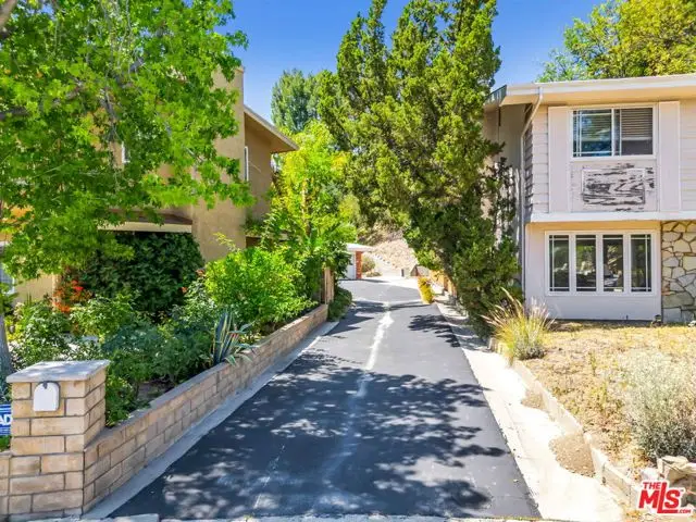 5716 Star Lane, Woodland Hills, CA 91367 - #2