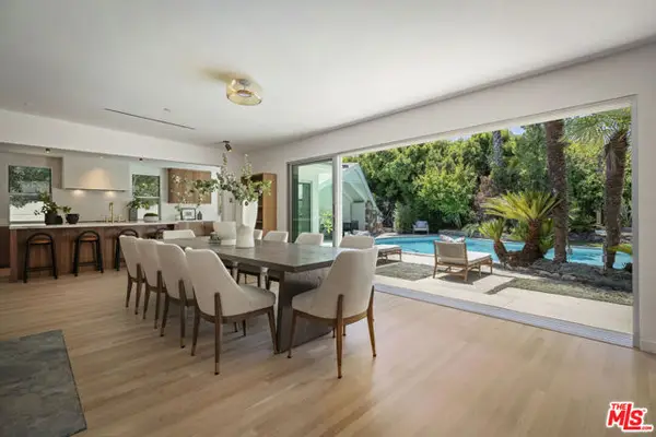 2235 Chislehurst Drive, Los Angeles, CA 90027
