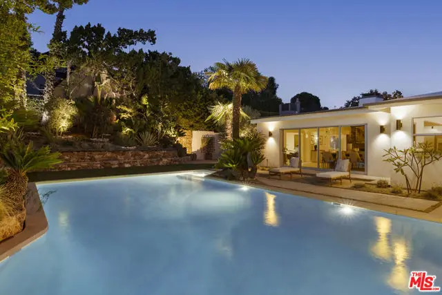 2235 Chislehurst Drive, Los Angeles, CA 90027 - #3