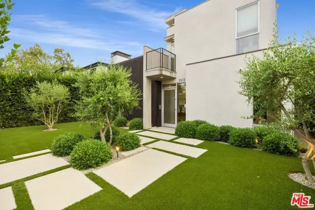 3613 Redwood Avenue, Los Angeles, CA 90066 - #2