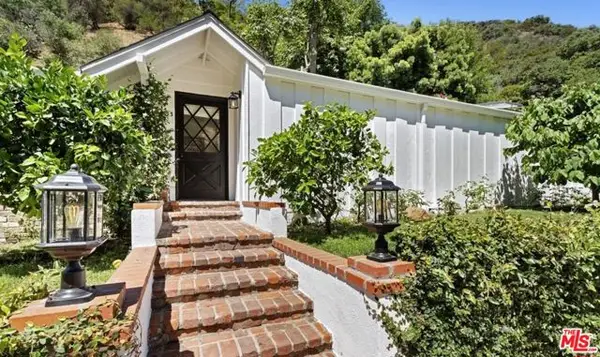 3933 Mandeville Canyon Road, Los Angeles, CA 90049