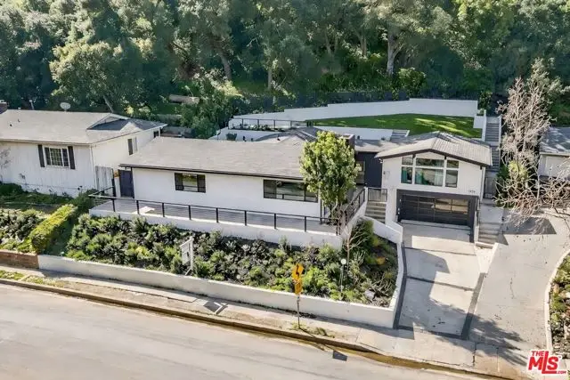 3873 Royal Woods Drive, Sherman Oaks, CA 91403 - #1