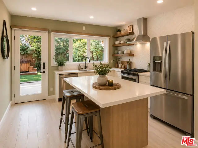 3213 Thatcher Avenue, Los Angeles, CA 90292 - #1