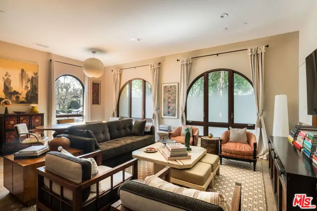 6369 W June Place, Los Angeles, CA 90038 - #2