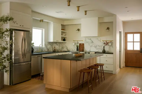931 S Sycamore Avenue, Los Angeles, CA 90036